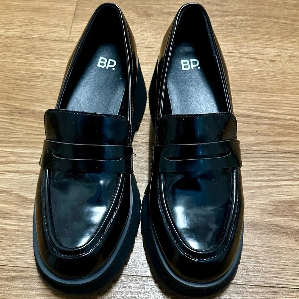 BP. Platform loafers